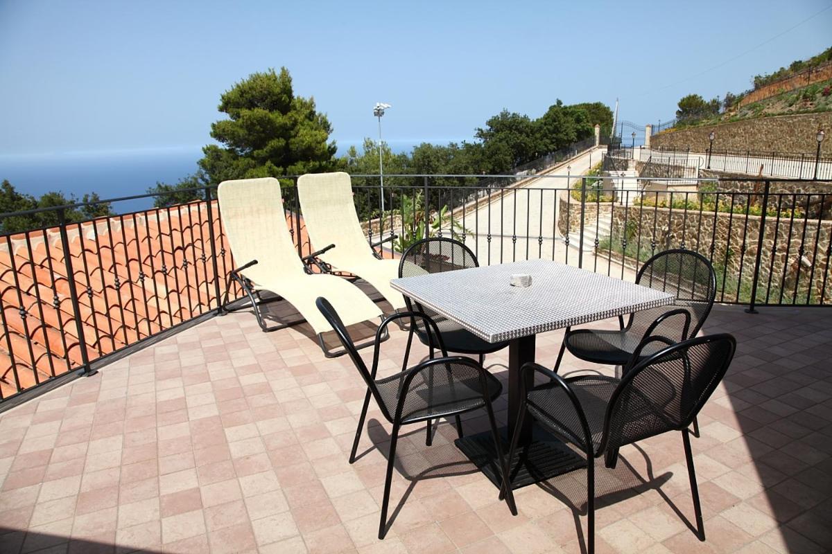 Sikelios Apartments Cefalu Ngoại thất bức ảnh