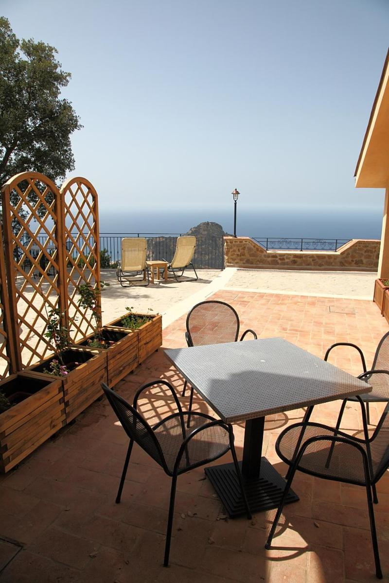 Sikelios Apartments Cefalu Ngoại thất bức ảnh